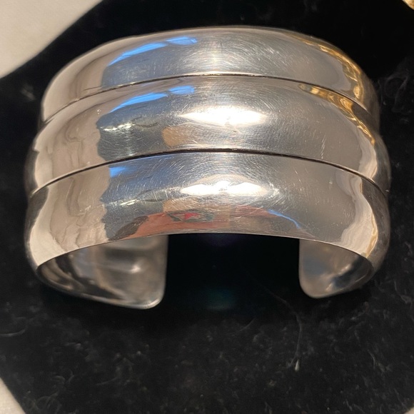 Tillie Jon Vintage Navajo Sterling Silver Cuff - Picture 1 of 11
